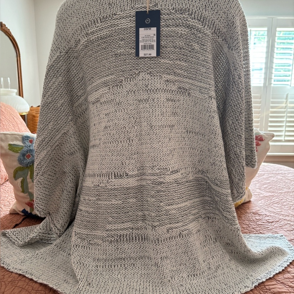 Universal Thread Knit Sweater poncho